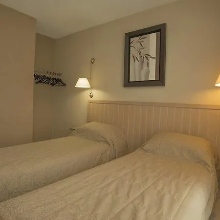 Отель Excelsuites