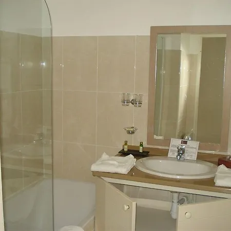 Отель Excelsuites