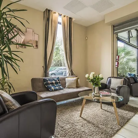 Отель Excelsuites Канны