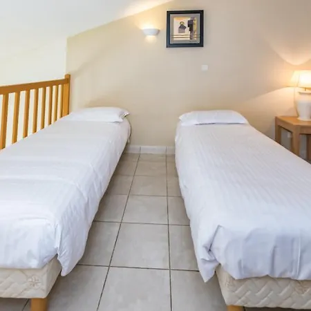 Excelsuites Отель 4*