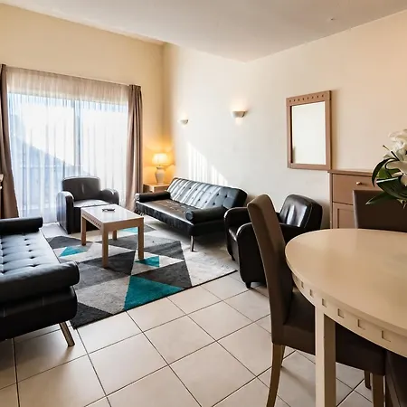 Отель Excelsuites Канны