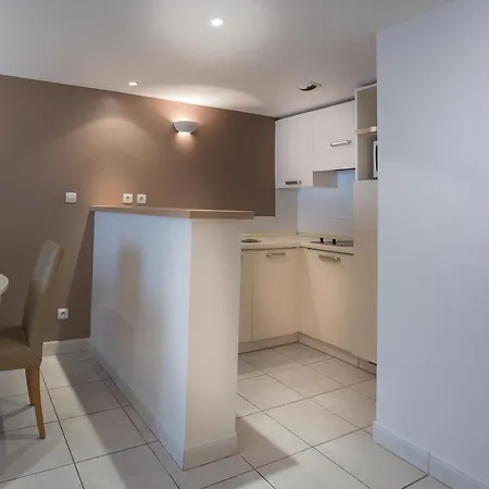 Excelsuites Отель 4*